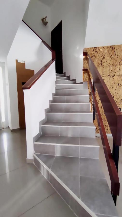 Guest House "Villa Klara Eilat" Heated Pool And Sauna All Year Round المظهر الخارجي الصورة