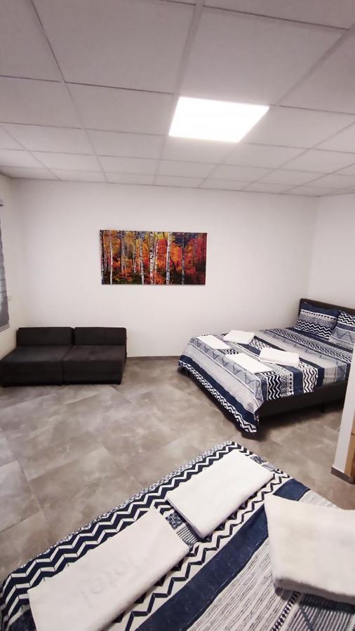 Guest House "Villa Klara Eilat" Heated Pool And Sauna All Year Round المظهر الخارجي الصورة