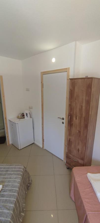 Guest House "Villa Klara Eilat" Heated Pool And Sauna All Year Round المظهر الخارجي الصورة