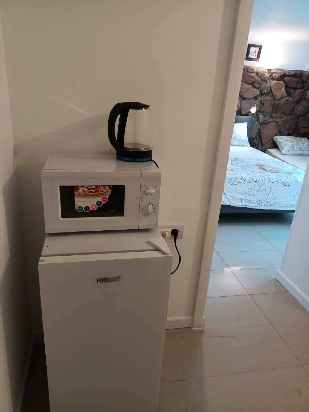 Guest House "Villa Klara Eilat" Heated Pool And Sauna All Year Round المظهر الخارجي الصورة